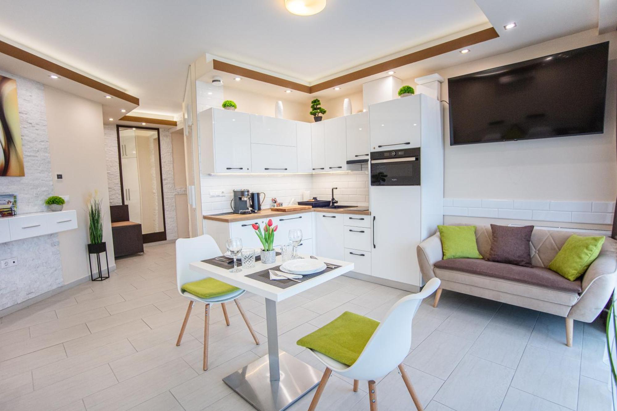 Nemeth Apartmanok Sárvár Exterior foto
