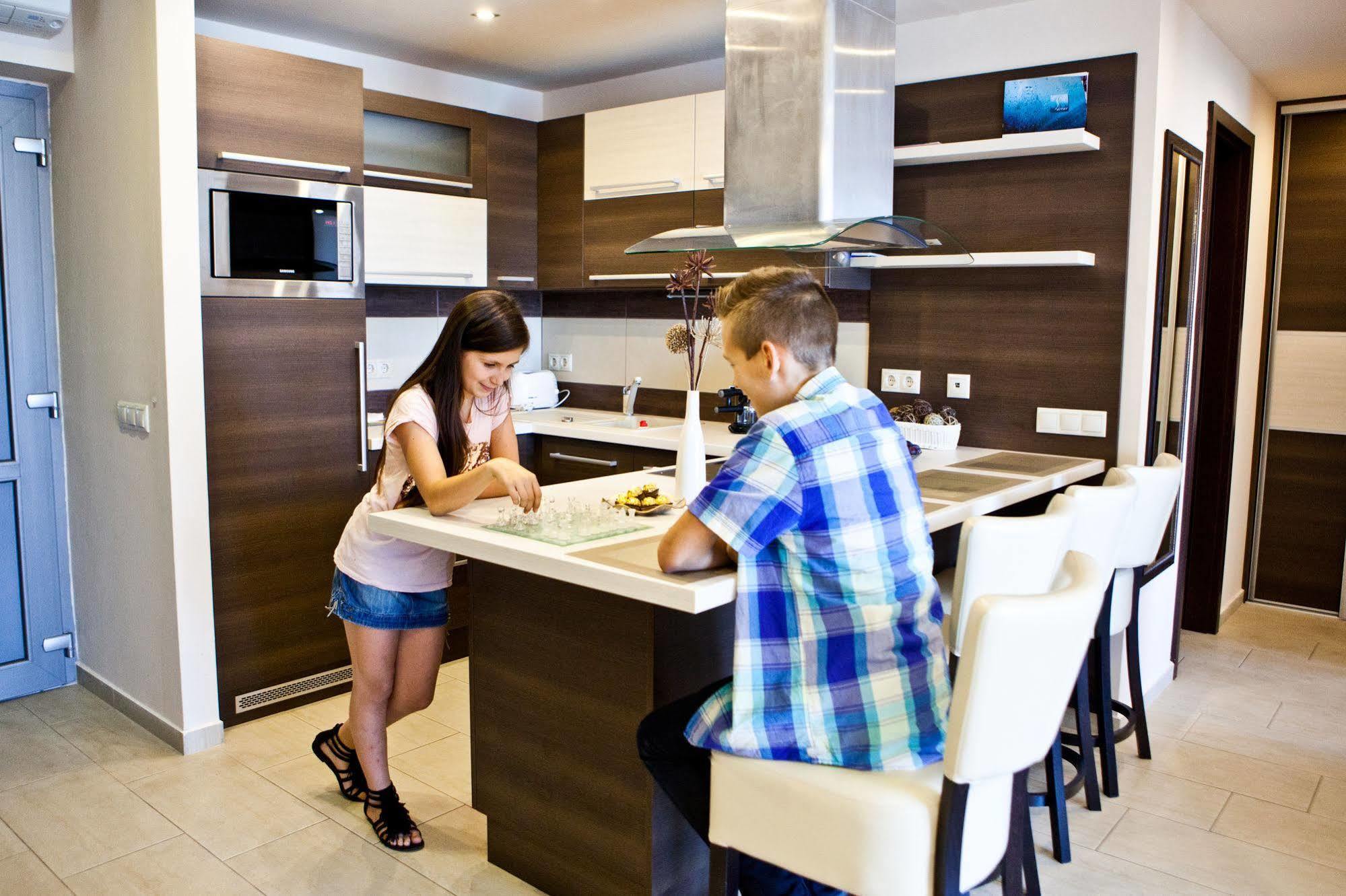 Nemeth Apartmanok Sárvár Exterior foto