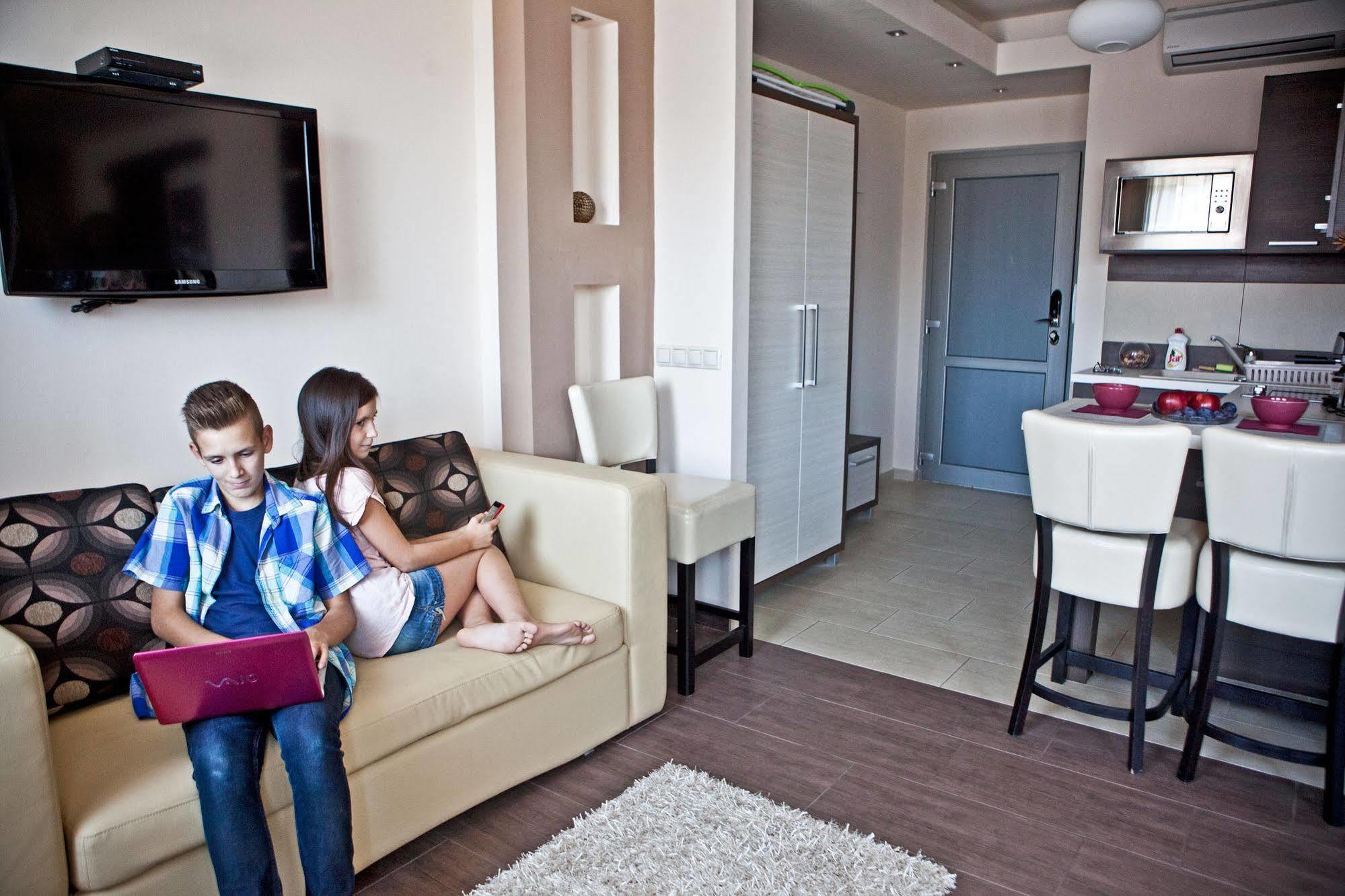 Nemeth Apartmanok Sárvár Exterior foto