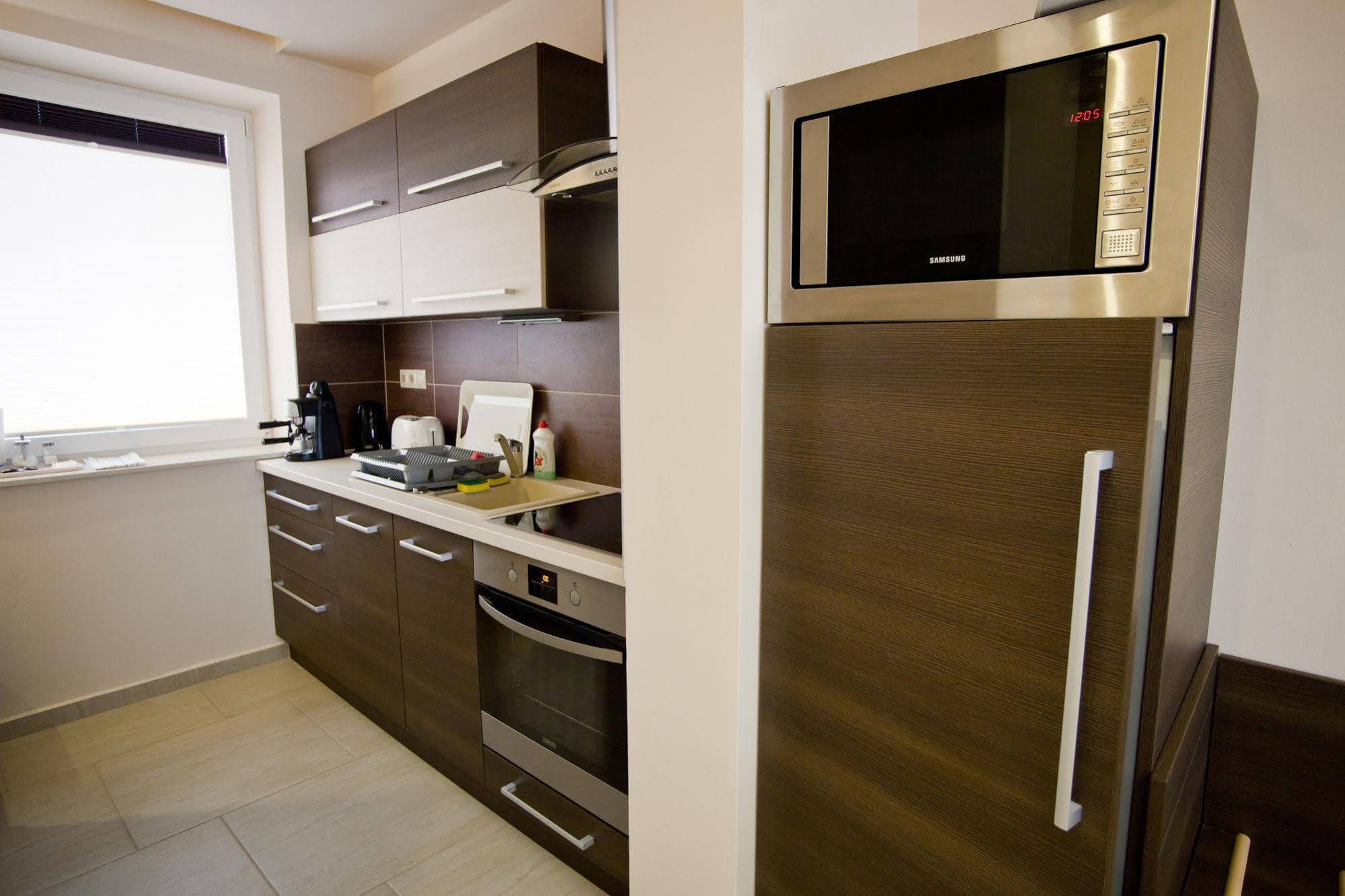 Nemeth Apartmanok Sárvár Exterior foto